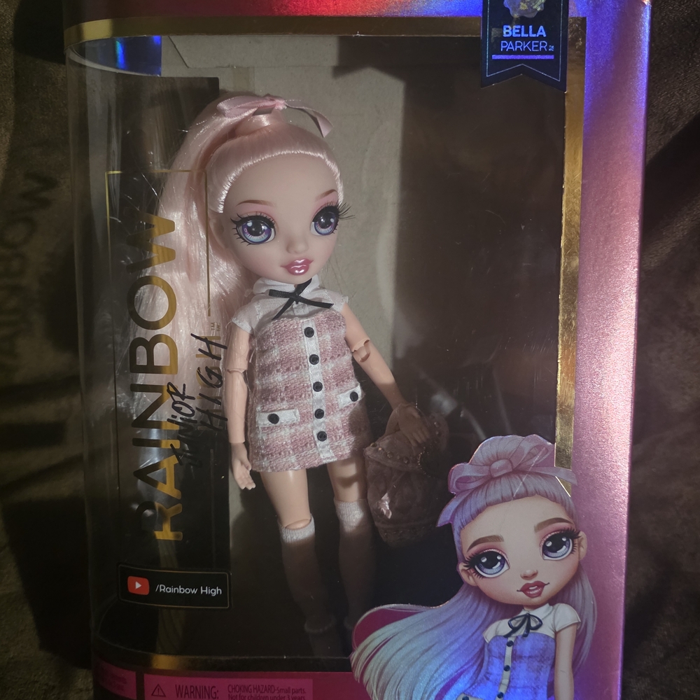 Rainbow High Bella Parker Doll - Pink Tweed Outfit